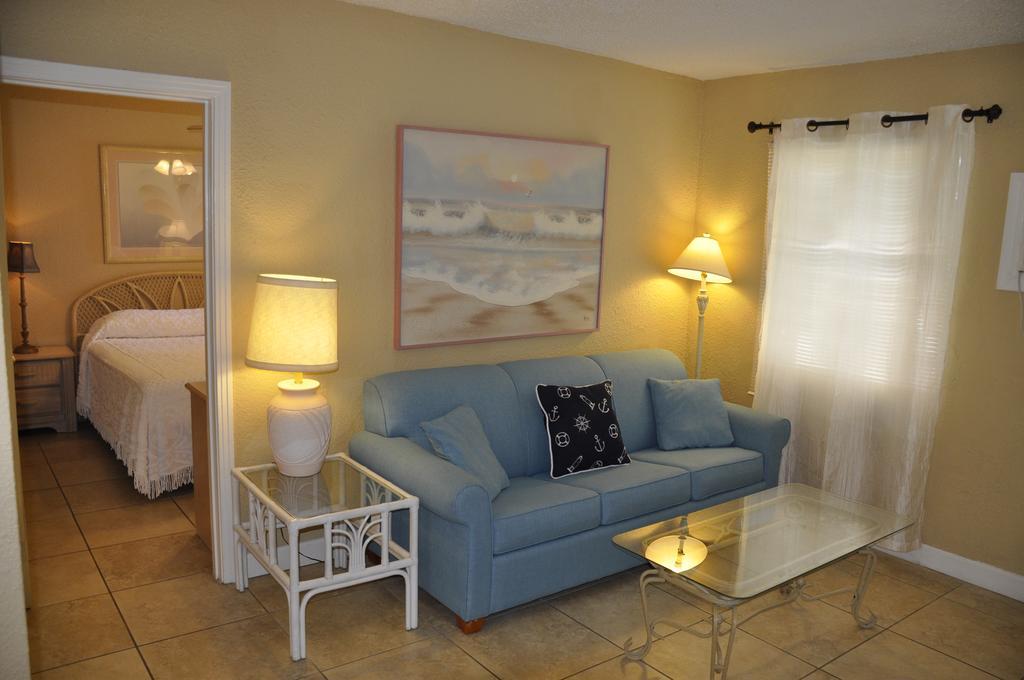 Oceanfront Sea Scape Motel Indialantic Bagian luar foto